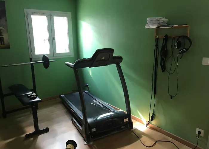 Maison 3 Chambres, Salle De Gym, Jardin Et Terrasse * Caen